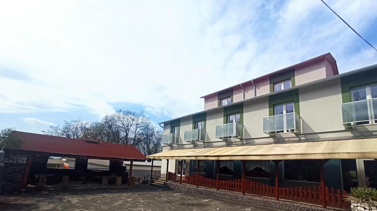 Motel Sofer Volkovce Eksteriør billede